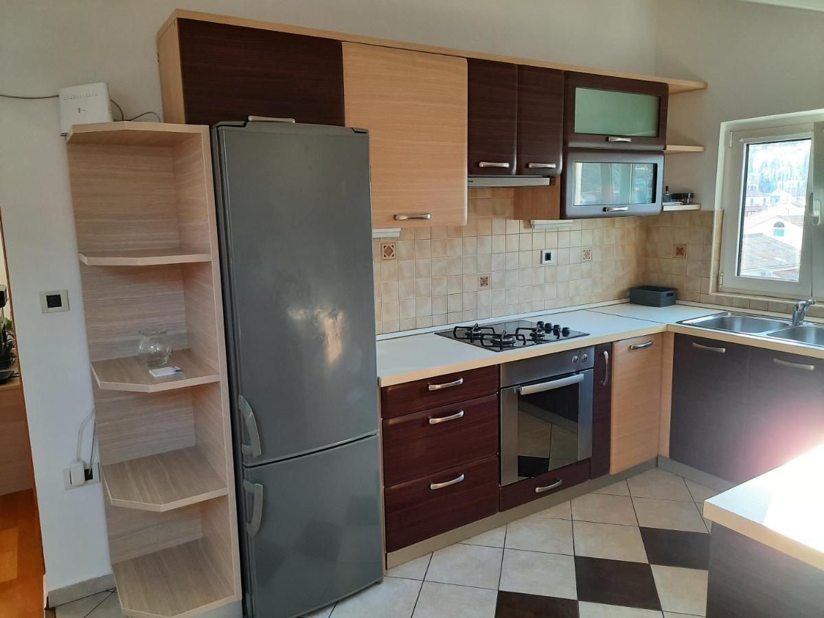 Apartman Martina Διαμέρισμα Palit Εξωτερικό φωτογραφία